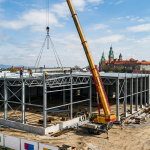 Jak sprawnie zaplanować budowę hali w Krakowie?